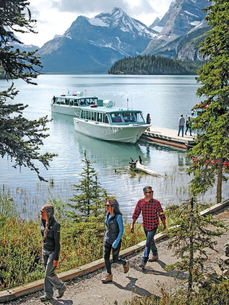 Receive a quote in minutes background