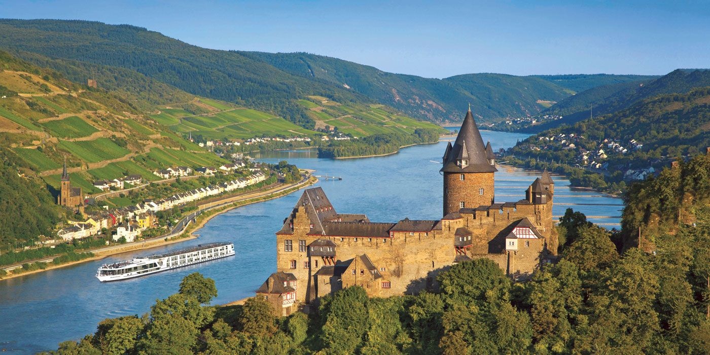 Scenic Crystal sailing down the Rhine