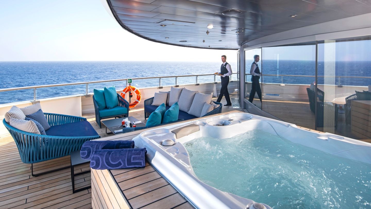 Owner's Penthouse Suite Deck, Scenic Eclipse